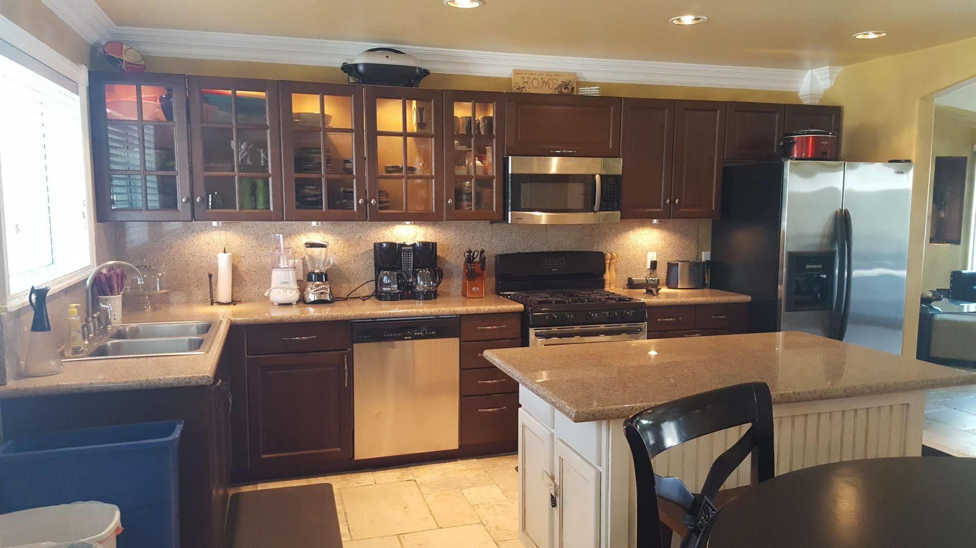 Whispering Meadows Apartments Бейкърсфийлд Екстериор снимка
