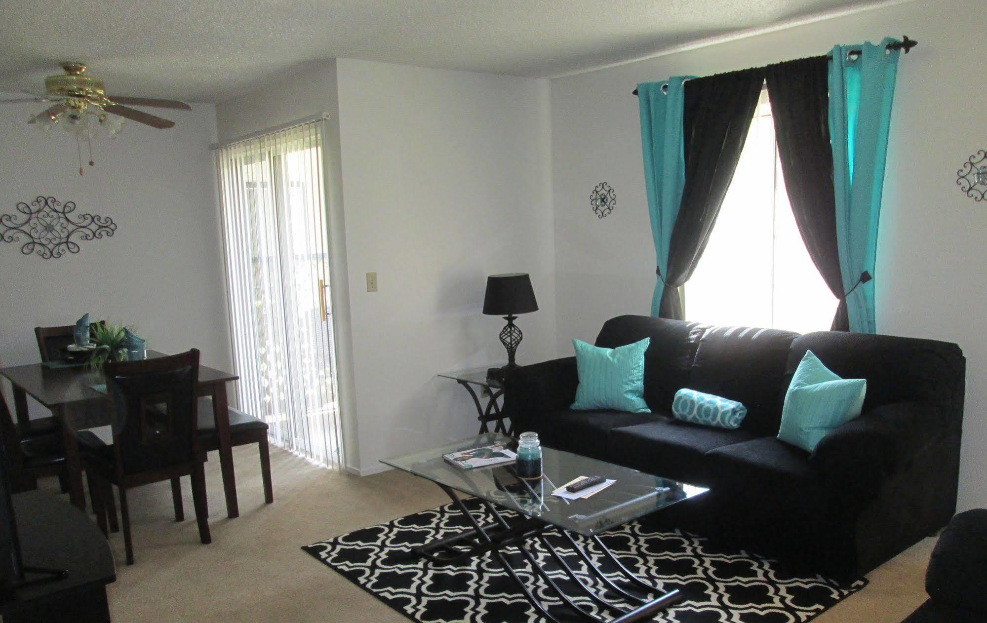 Whispering Meadows Apartments Бейкърсфийлд Екстериор снимка